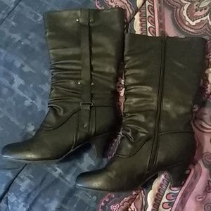 Dominique Nicole Runway Size 6 Black Heel Boots